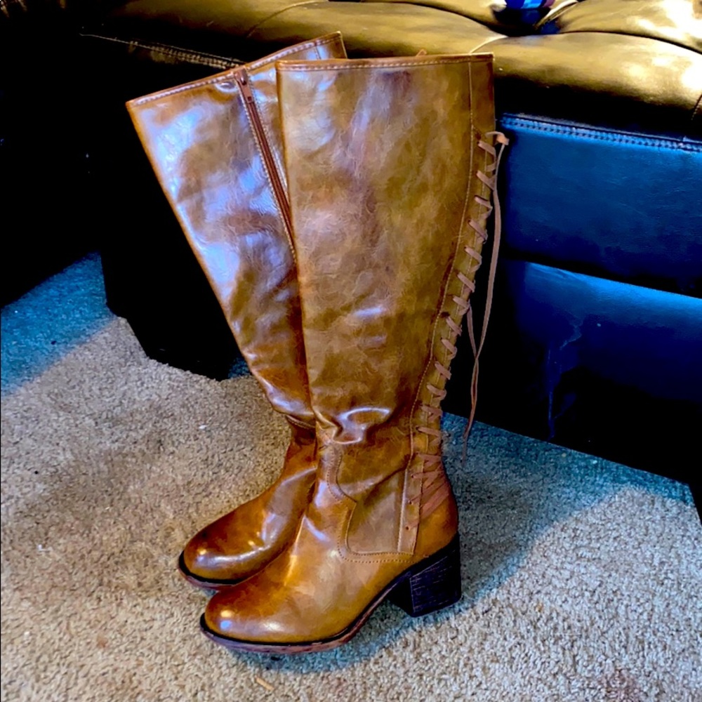Riding boots